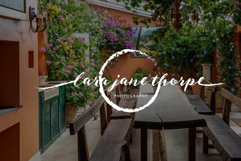 Lara Jane Thorpe Photography