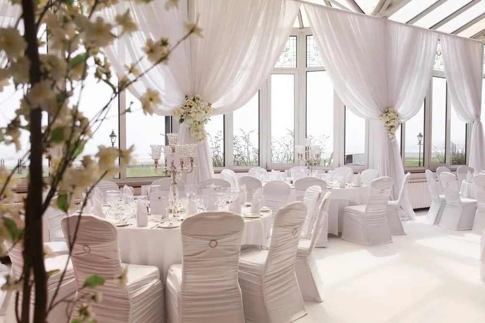 Add a little Sparkle- Wedding Venue Stylists