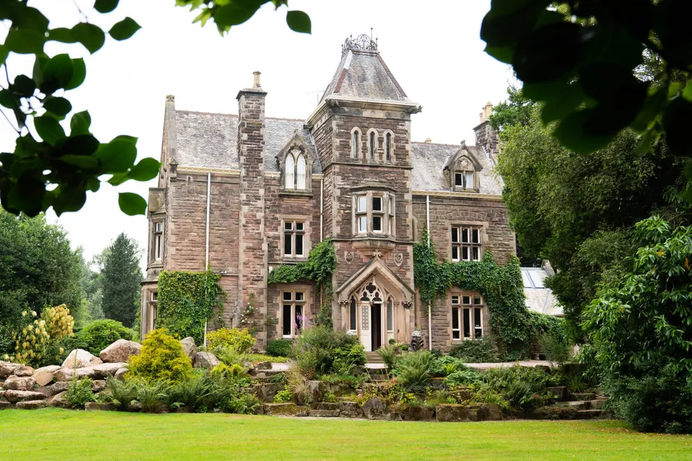 Dunwood Hall Estate