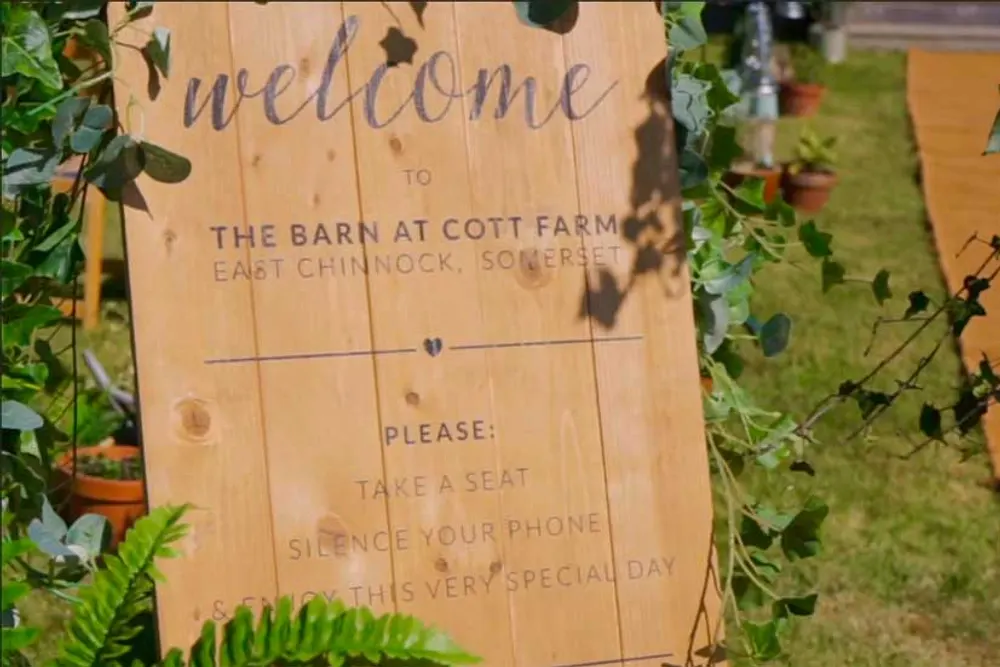 Cott Farm Barn Wedding Venue