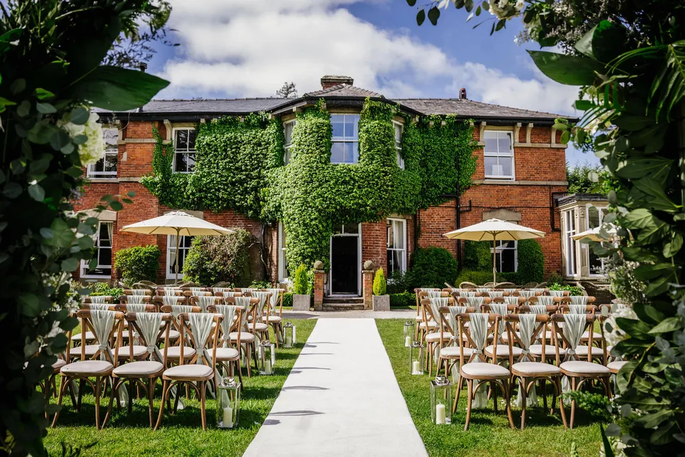 Bartle Hall Hotel