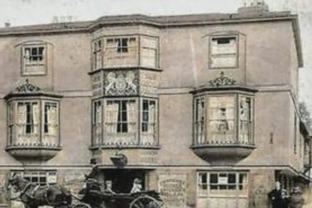 Salisbury Arms Hotel