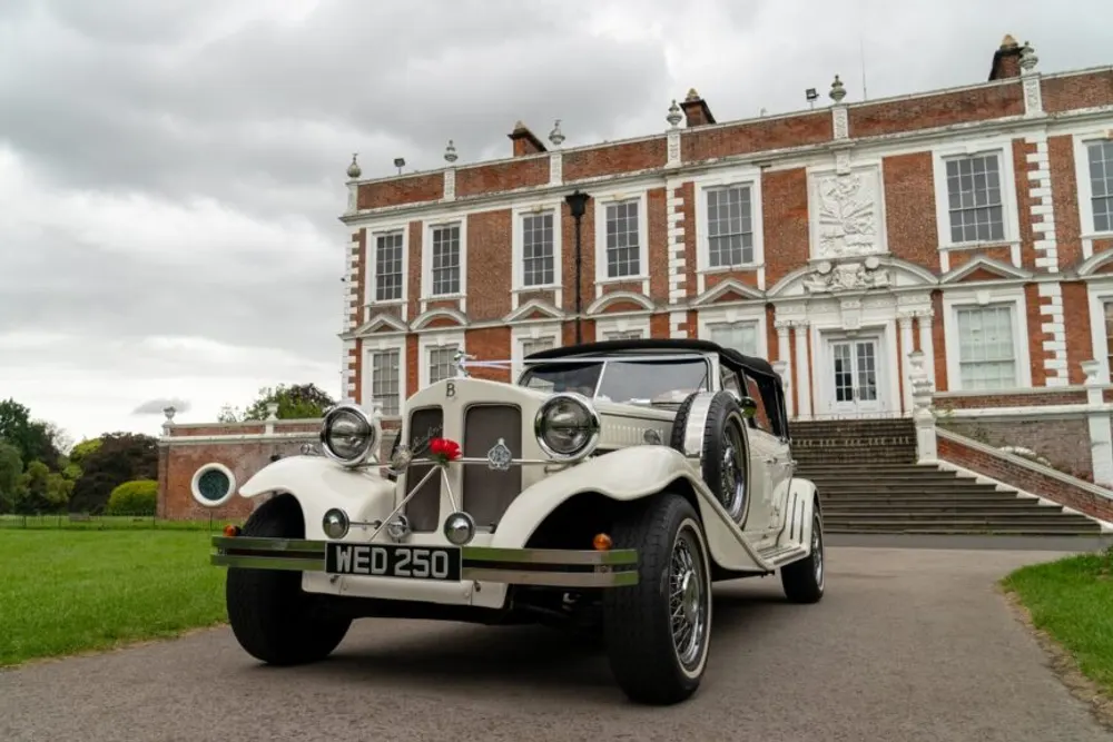 Liverpool Wedding Car Hire