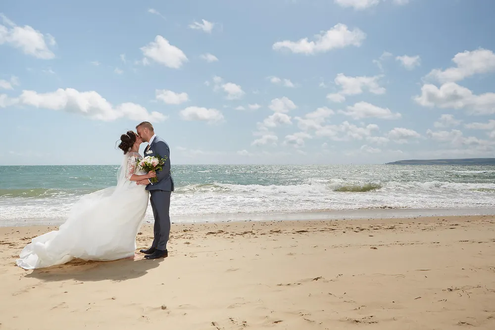A P Weddings (Wedding Photography)