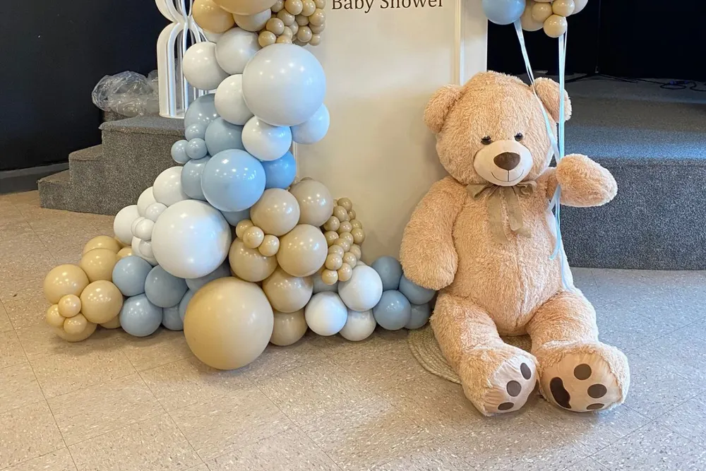 Pretty Little Balloon Decor