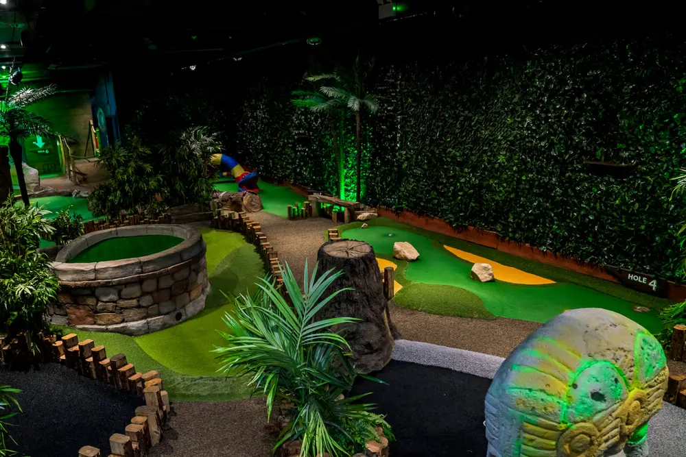 Mr Mulligan's Lost World Golf